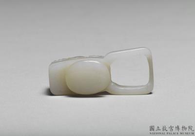 图片[3]-Jade belt buckle inlaid with tourmaline-China Archive